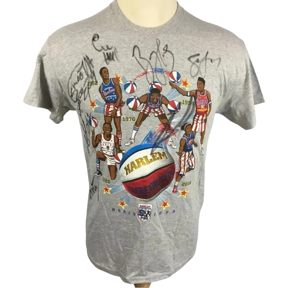 Harlem Globetrotters T Shirt 2016 Basketball World Tour Size S - Picture 1 of 9